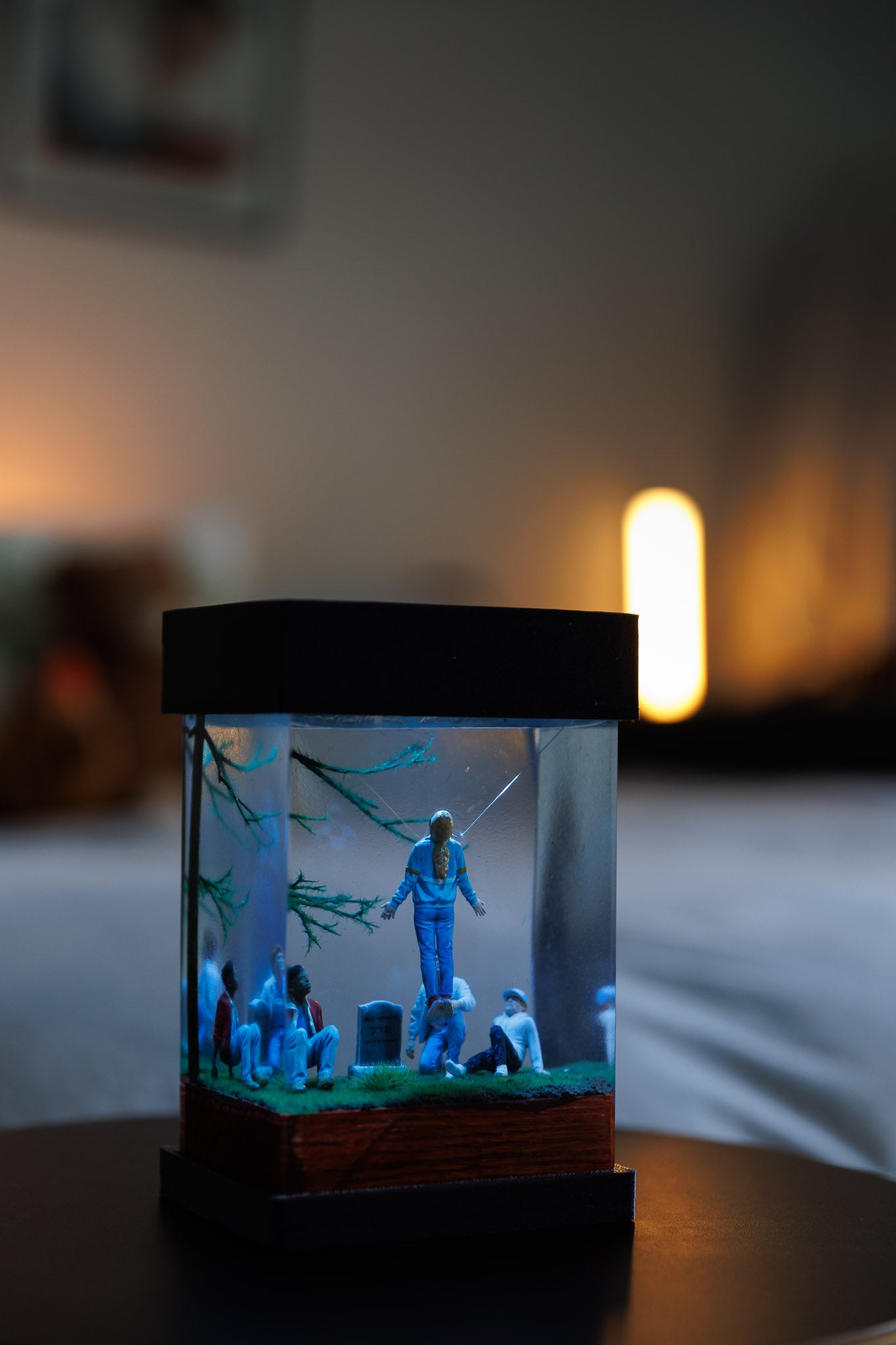 Miniature diorama Stranger things, Max Mayfield, with people around a grave in a glass epoxy lamp on a dark background,  gift for stranger things fans